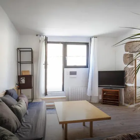 El Pou Apartamento *